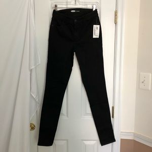 NWT Old Navy Mid-Rise Black Skinny Jeans